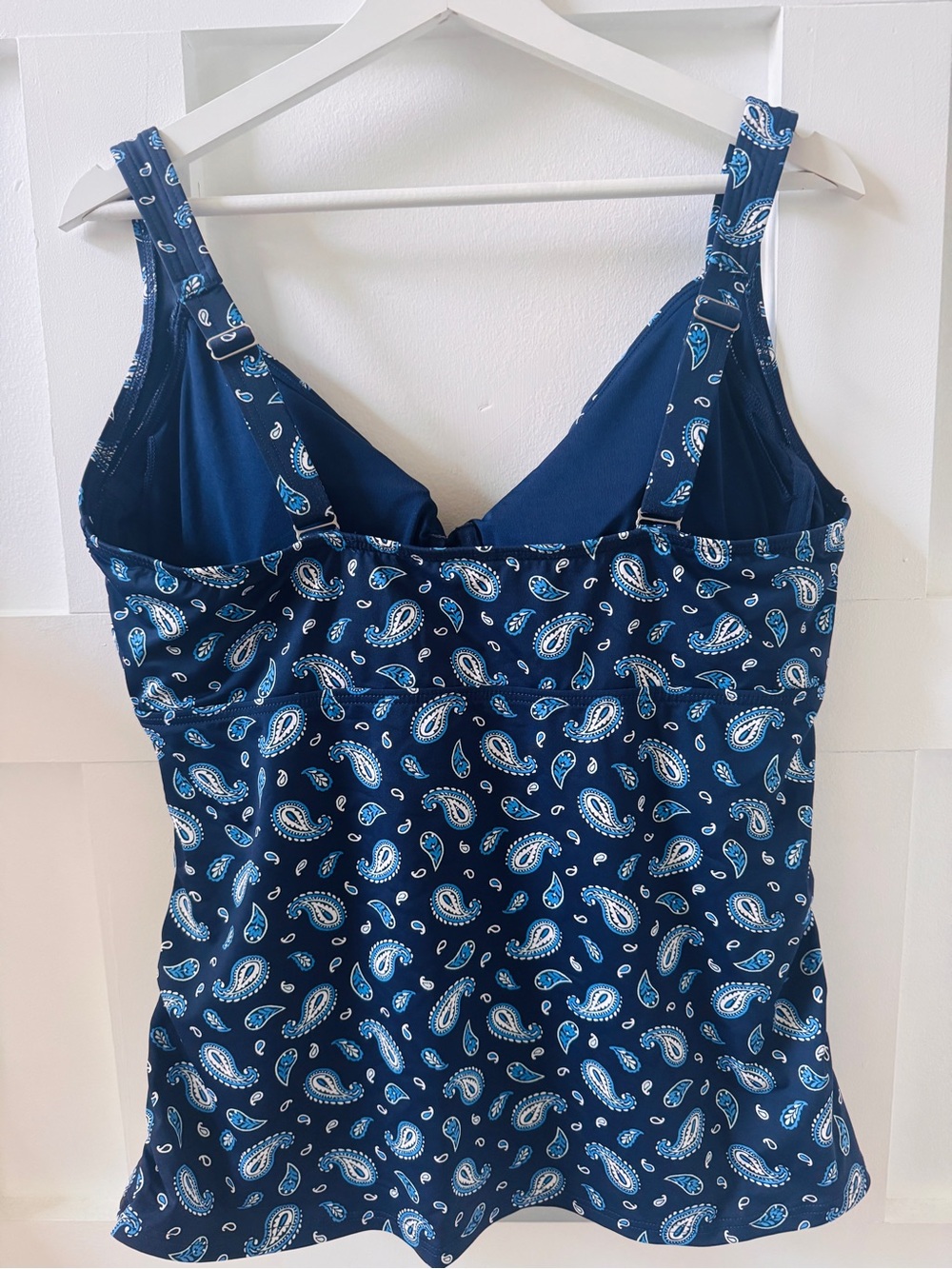 Lands' End Navy and White Swim Tankini Top with Paisley Accents - 14D - Picture 3 of 13